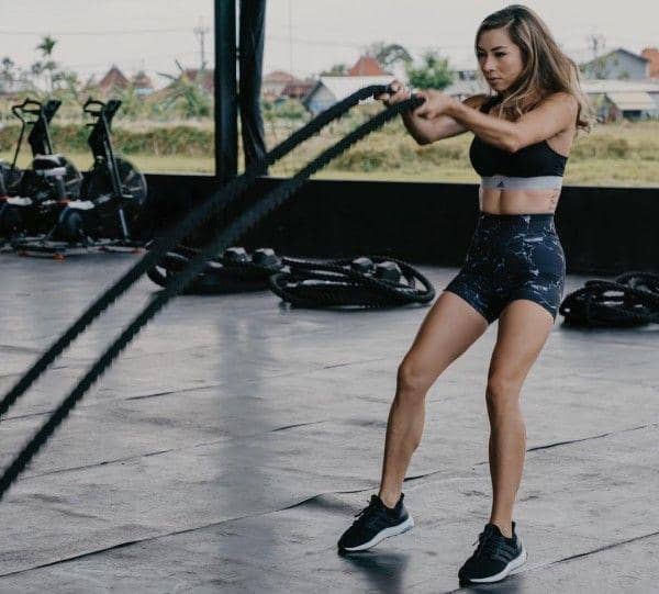 instagram.com/jenniferbachdim