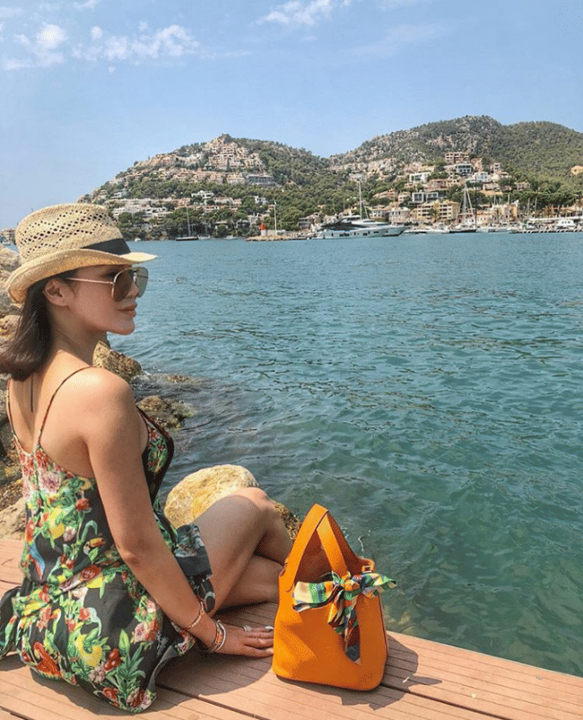 instagram.com/vickyzainal24