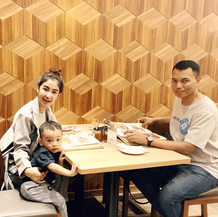 instagram.com/uutpermatasari