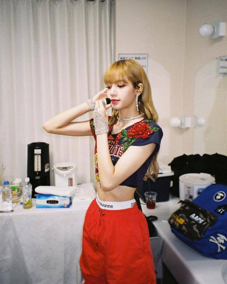 instagram.com/lalalalisa_m
