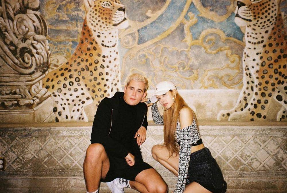 instagram.com/lalalalisa_m