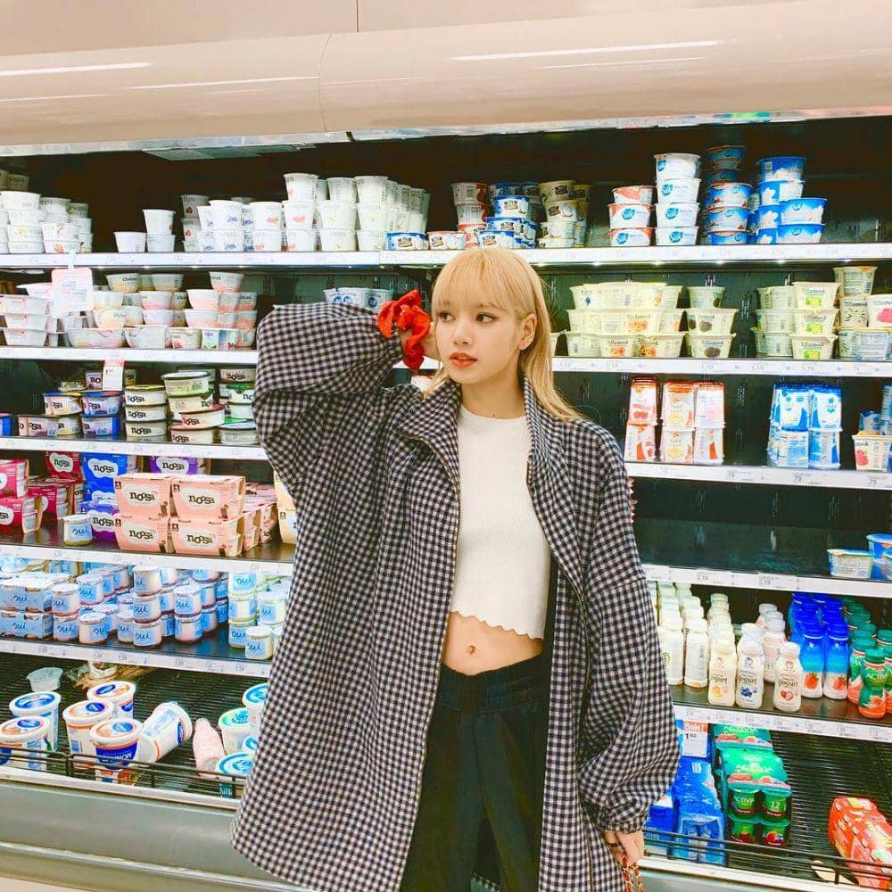 instagram.com/lalalalisa_m