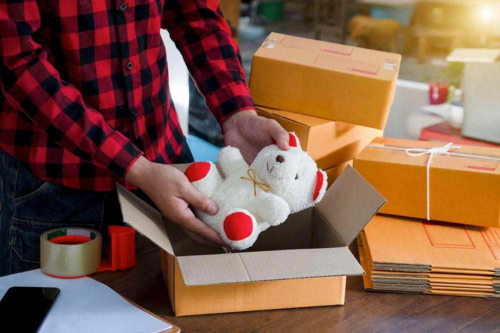 shutterstock.com/puipui