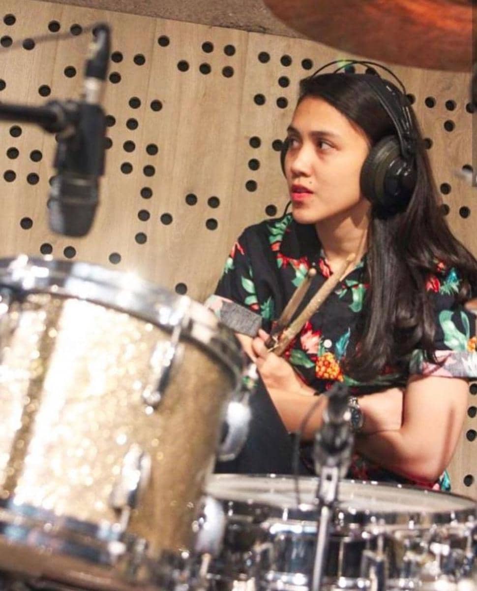 Instagram.com/@athirafarina