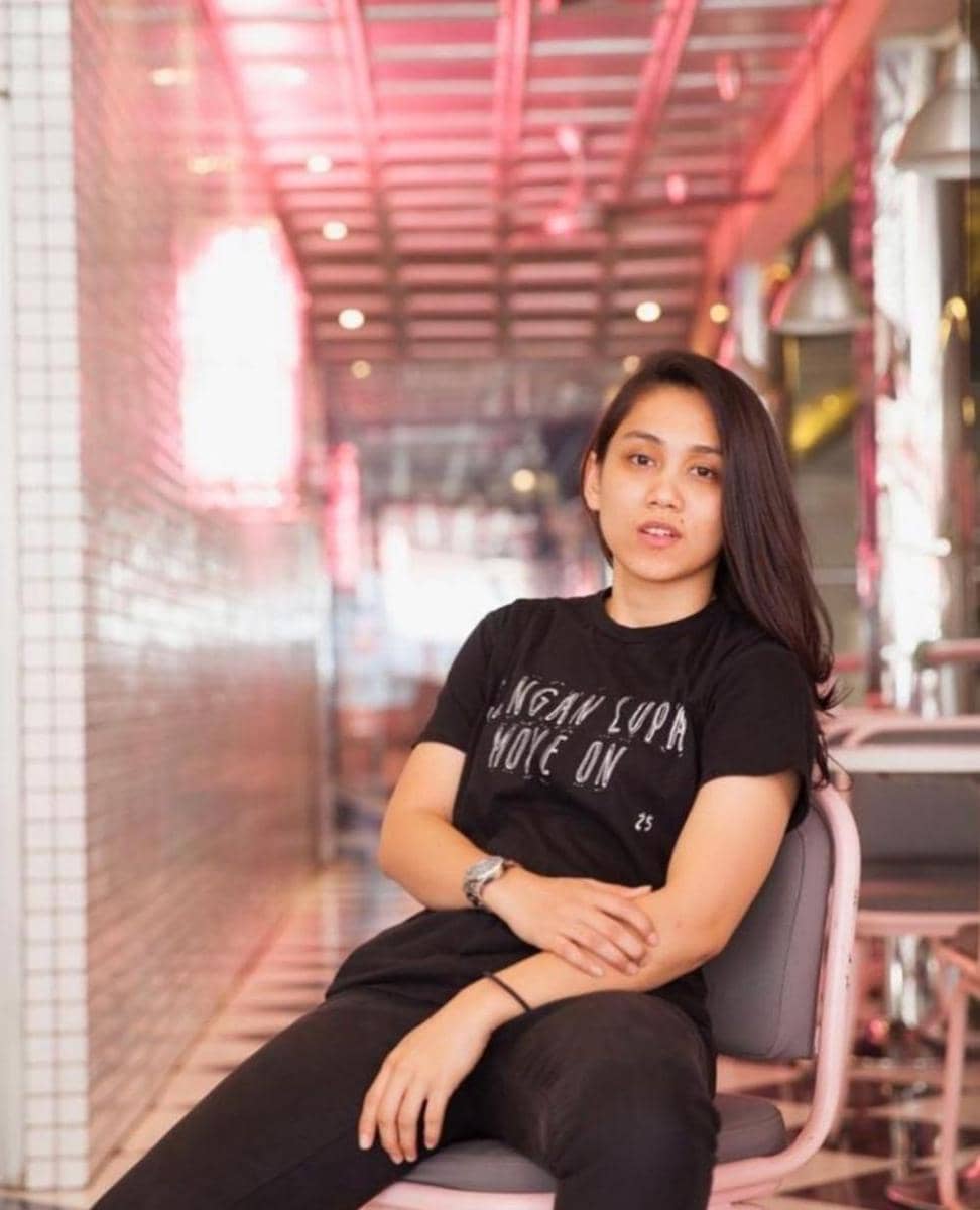 Instagram.com/@athirafarina