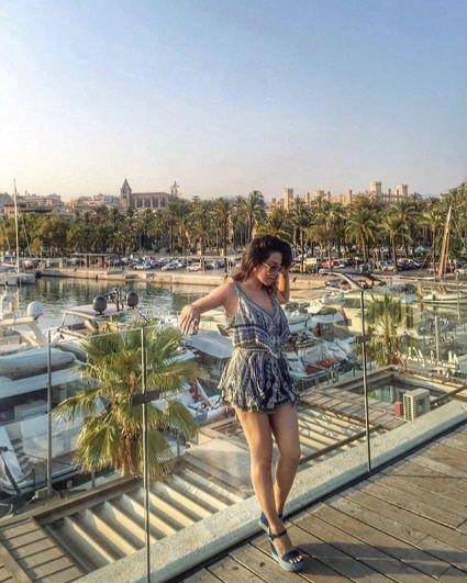 Instagram.com/vickyzainal24