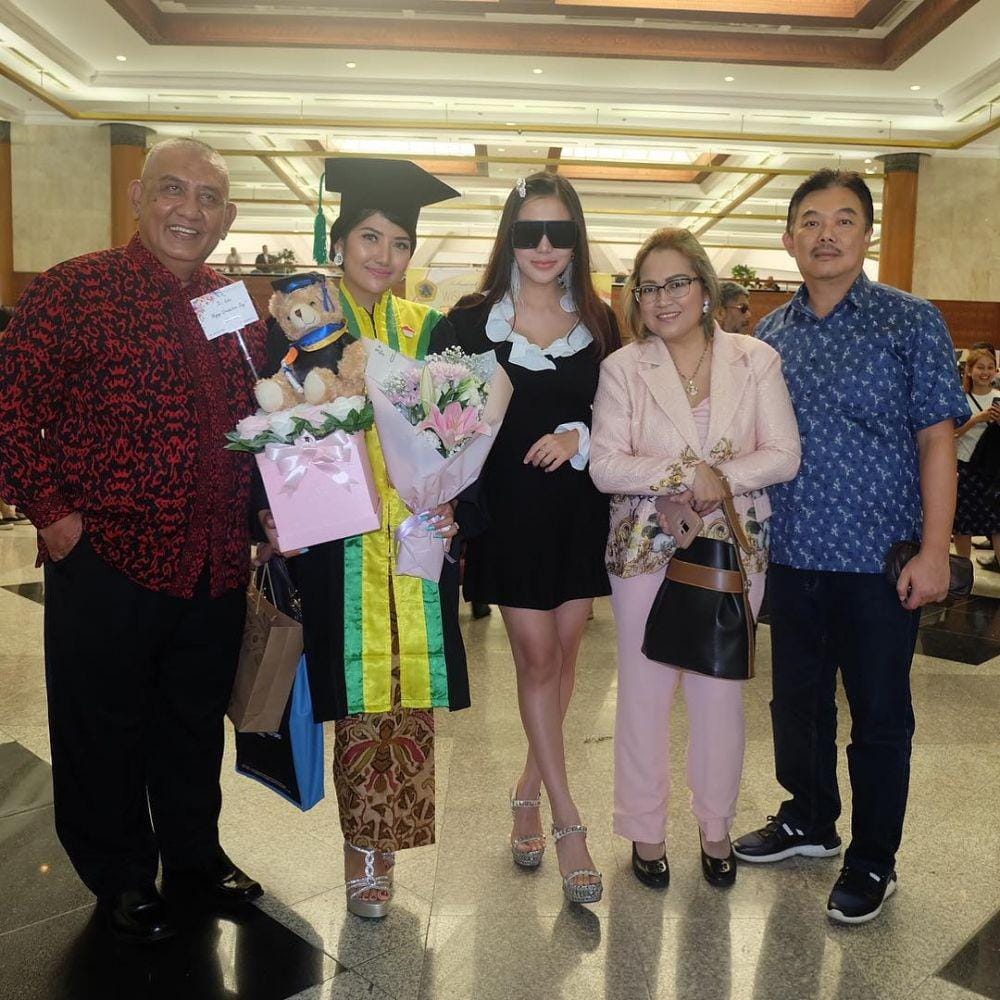 instagram.com/bellashofie_rigan