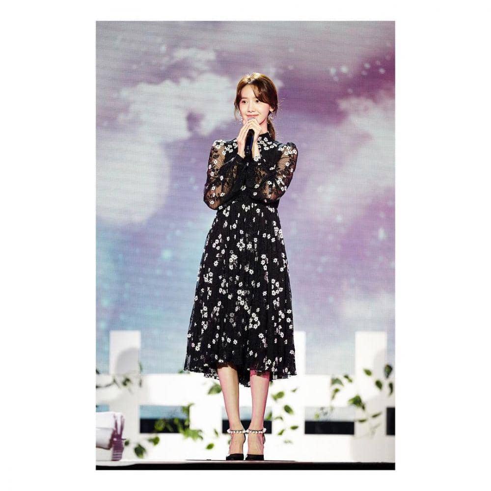 instagram.com/yoona__lim