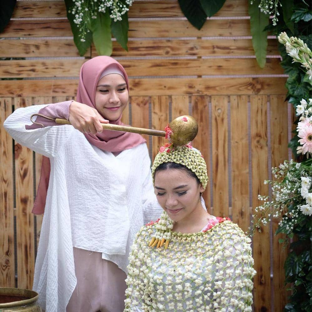 instagram.com/zaskiadyamecca