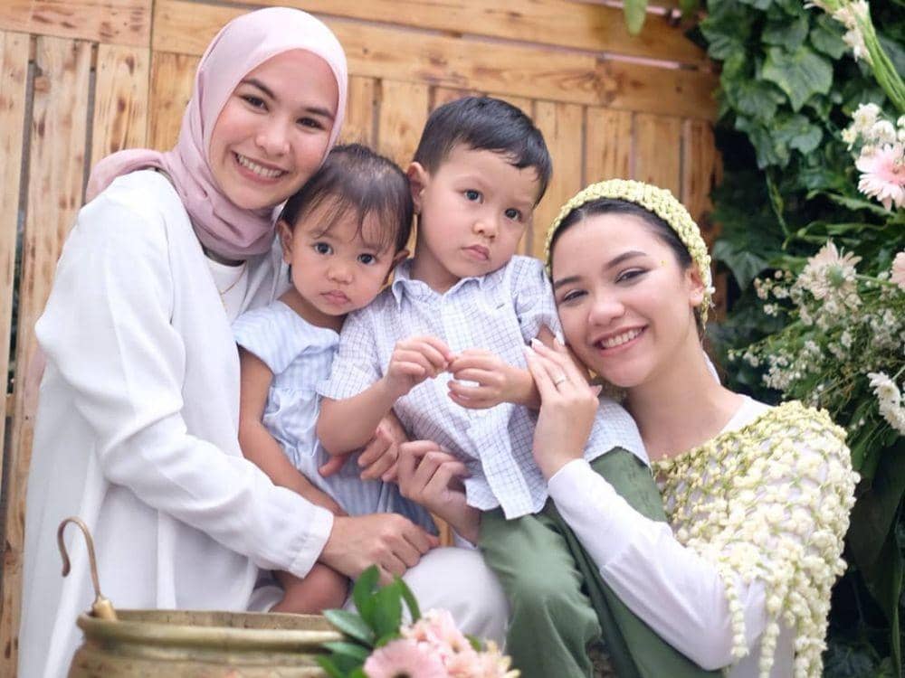 instagram.com/taniaraymina