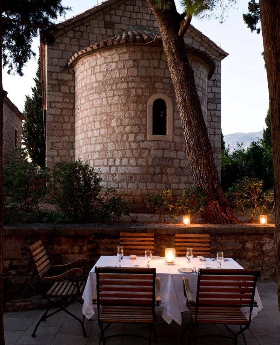 Instagram.com/amansvetistefan