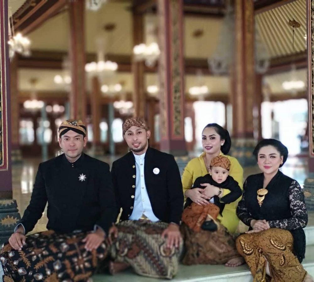 instagram.com/vickyshu