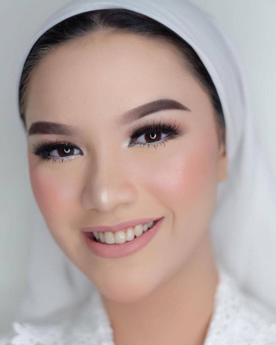 Instagram/yunitamakeup