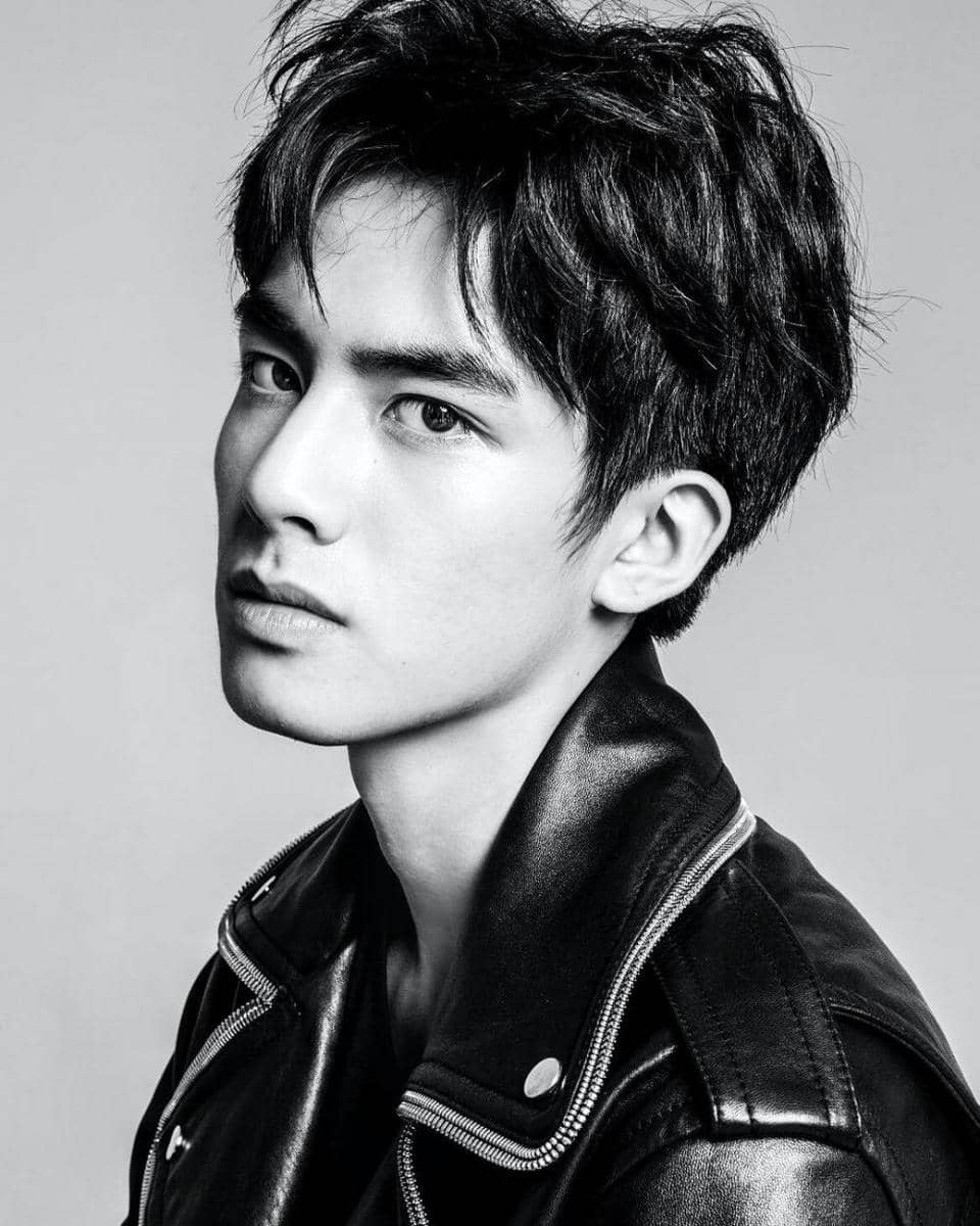 instagram.com/song.weilong