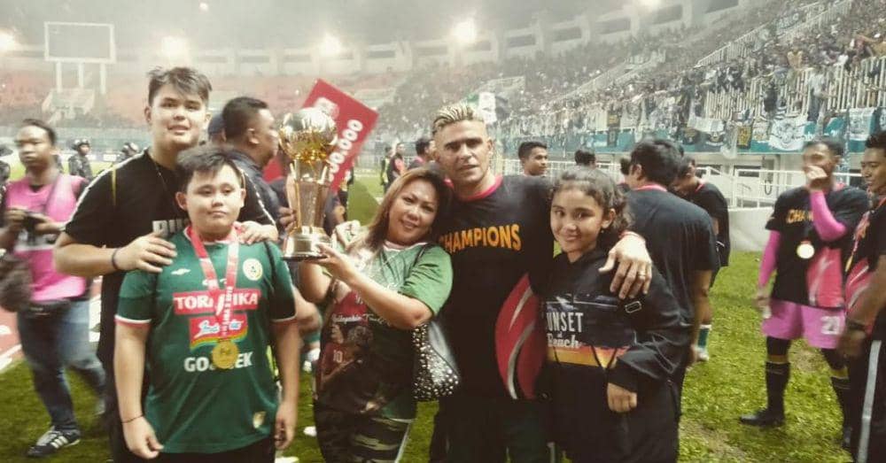 instagram.com/eva_ellococg10