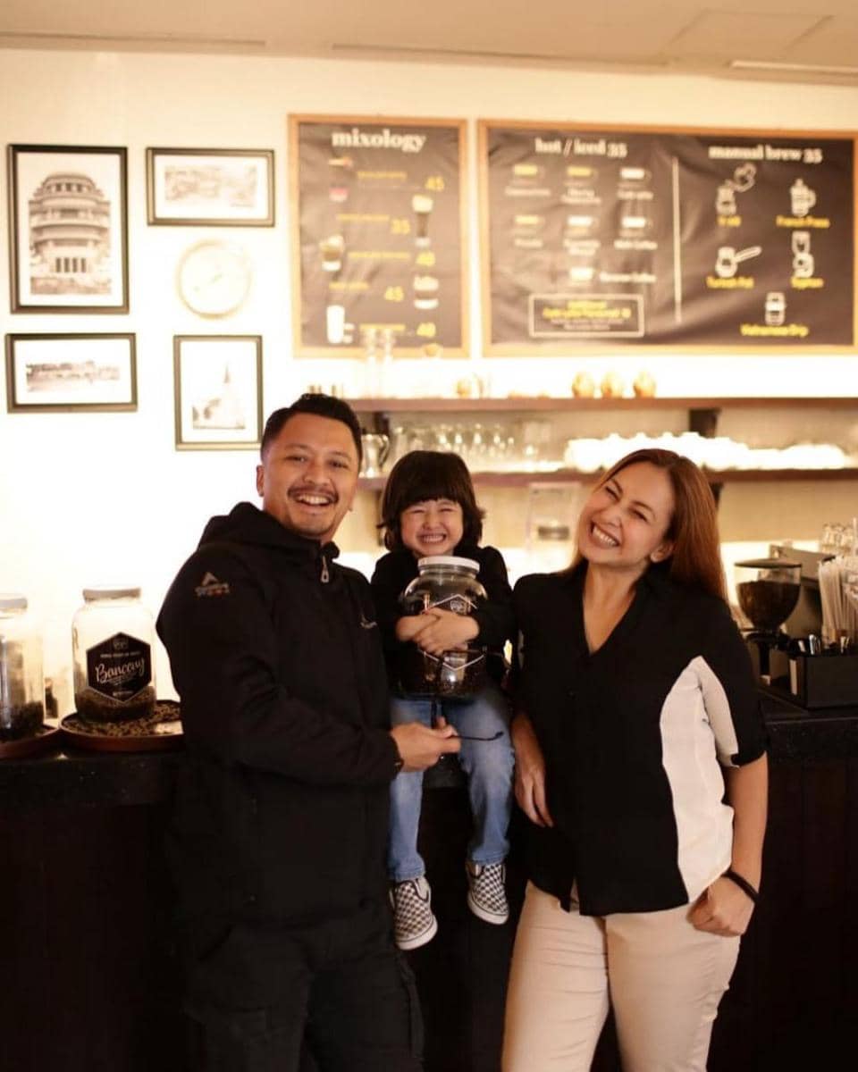 instagram.com/deswitamaharani80