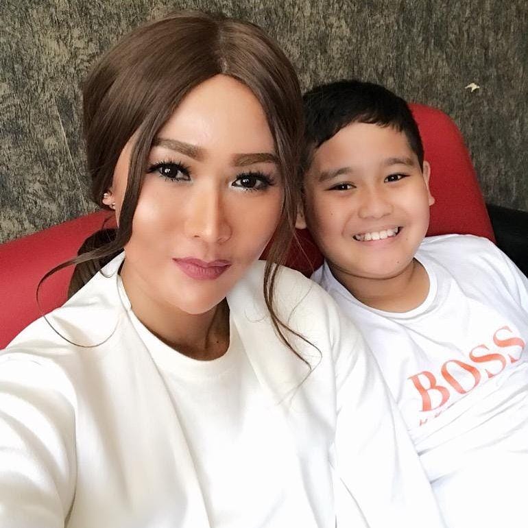 Instagram.com/inul.d