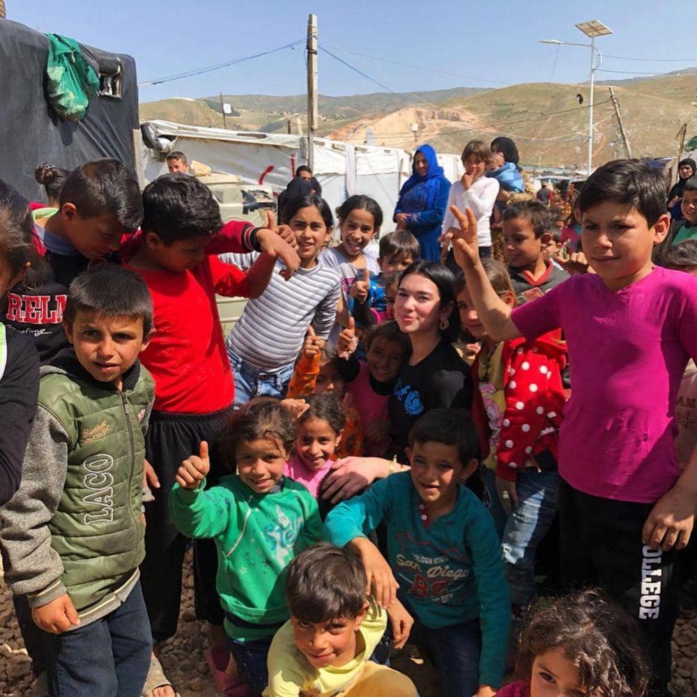 instagram.com/dualipa