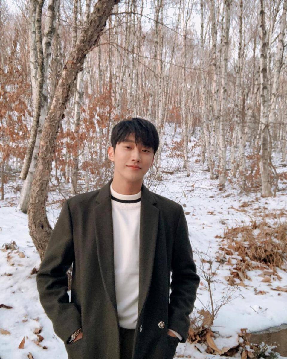 instagram.com/jinyoung0423/