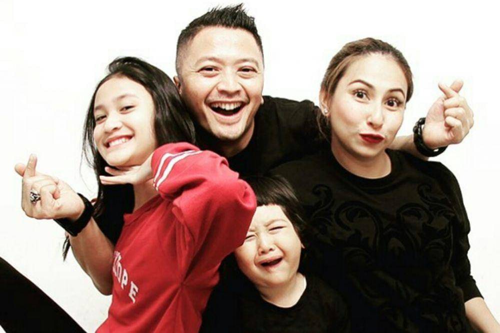 instagram.com/kangferrymaryadi