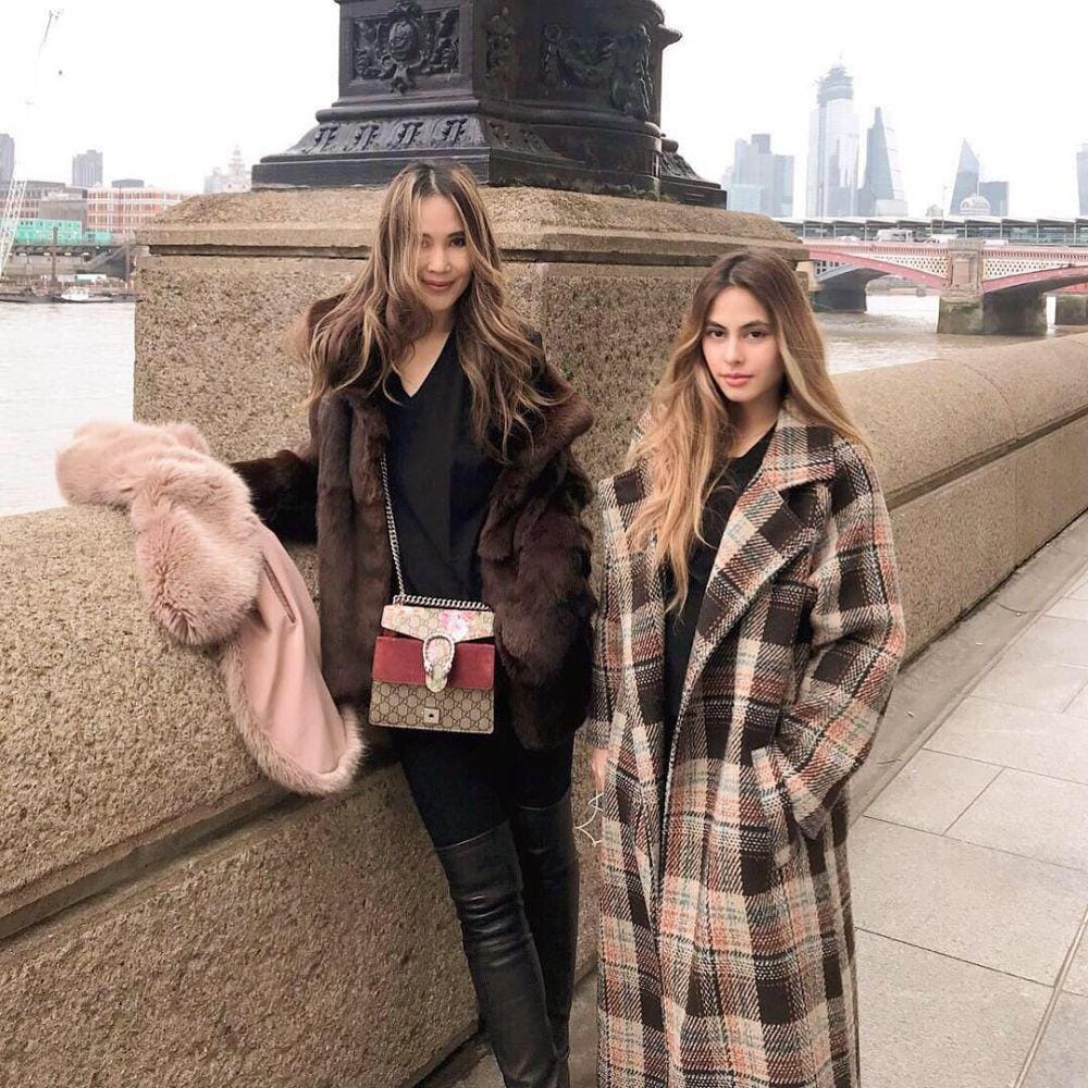 instagram.com/valerieethomas