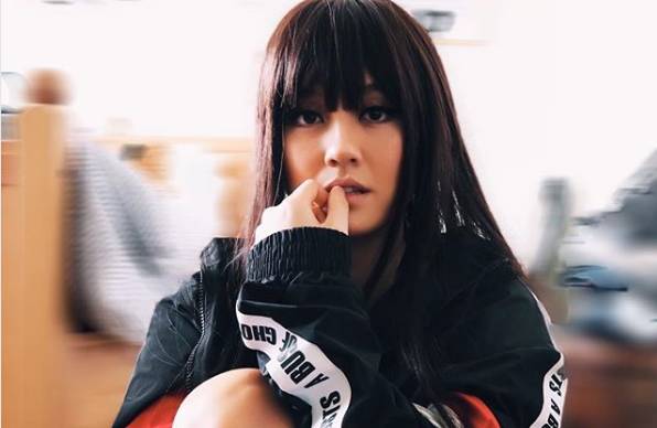 instagram.com/agnezmo