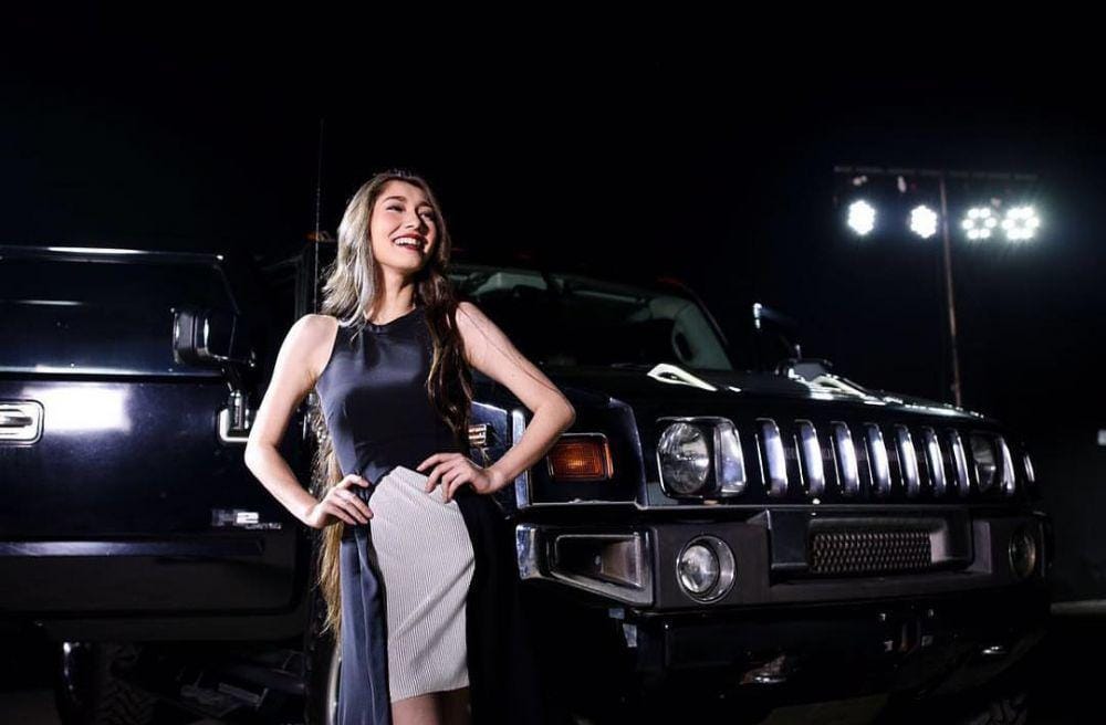 Instagram.com/devinaureel