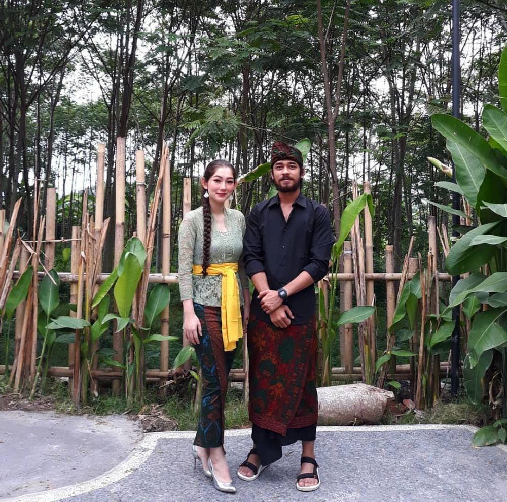 Instagram.com/devinaureel