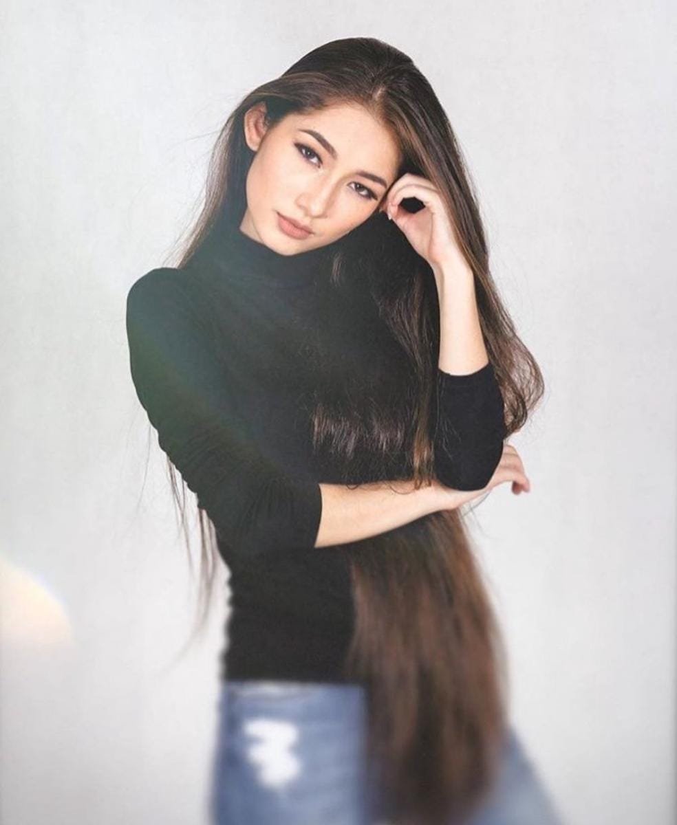 Instagram.com/devinaureel