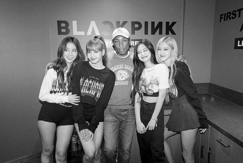 instagram.com/blackpinkofficial