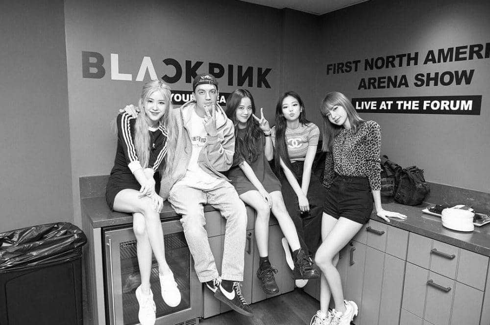 instagram.com/blackpinkofficial