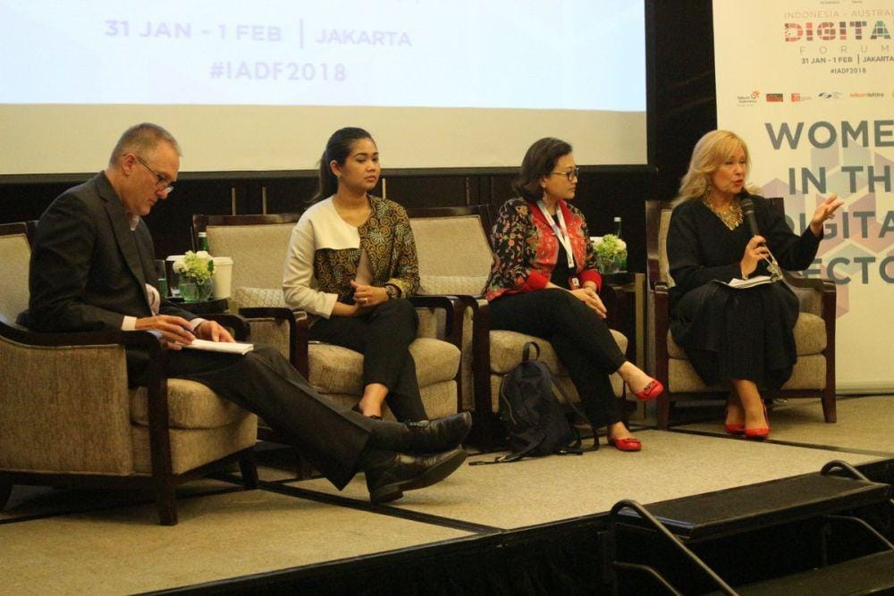 twitter.com/kemkominfo