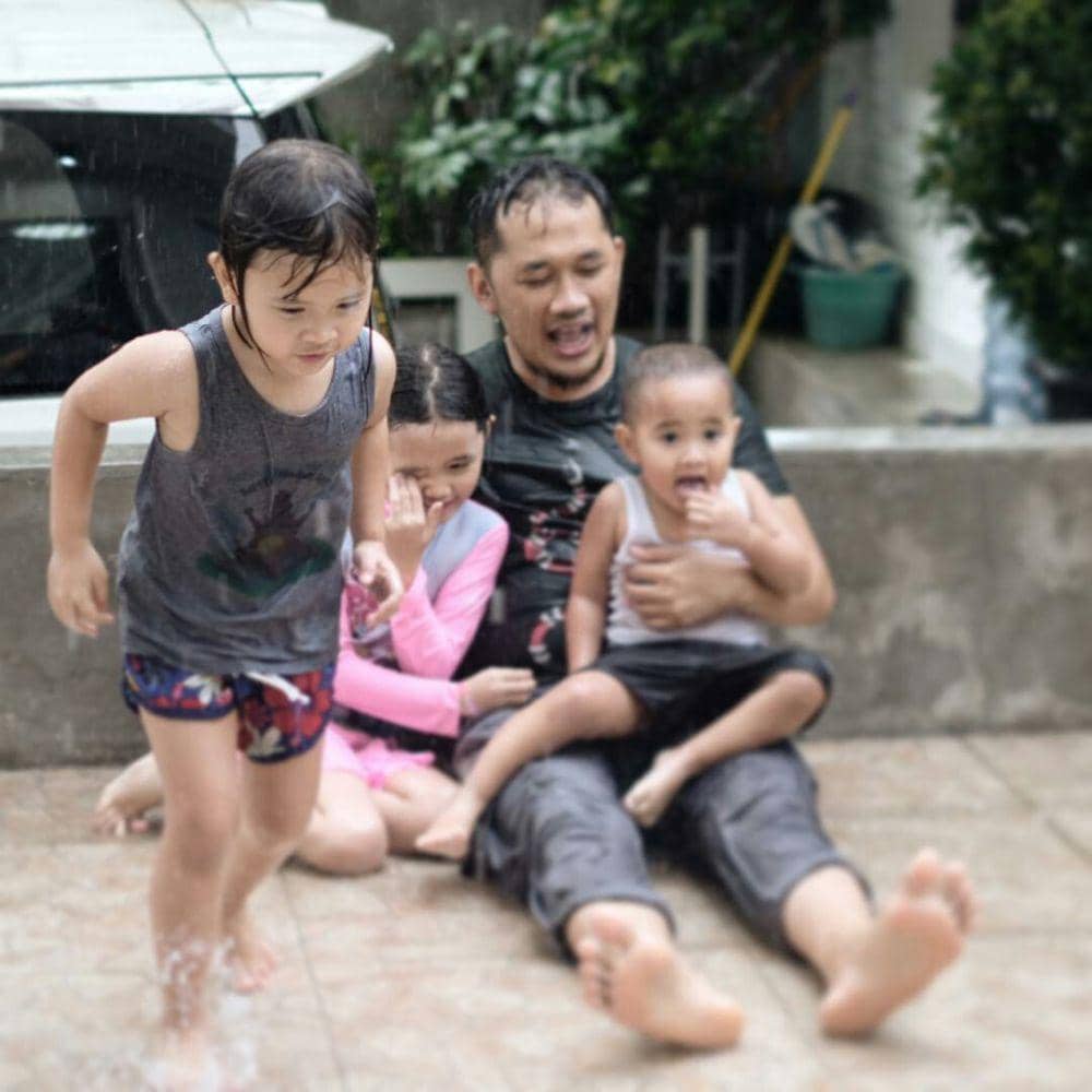 instagram.com/hanungbramantyo