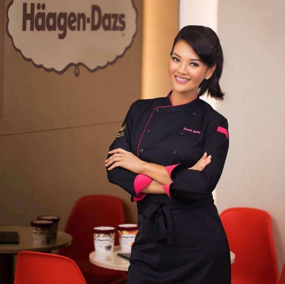 instagram.com/farahquinnofficial