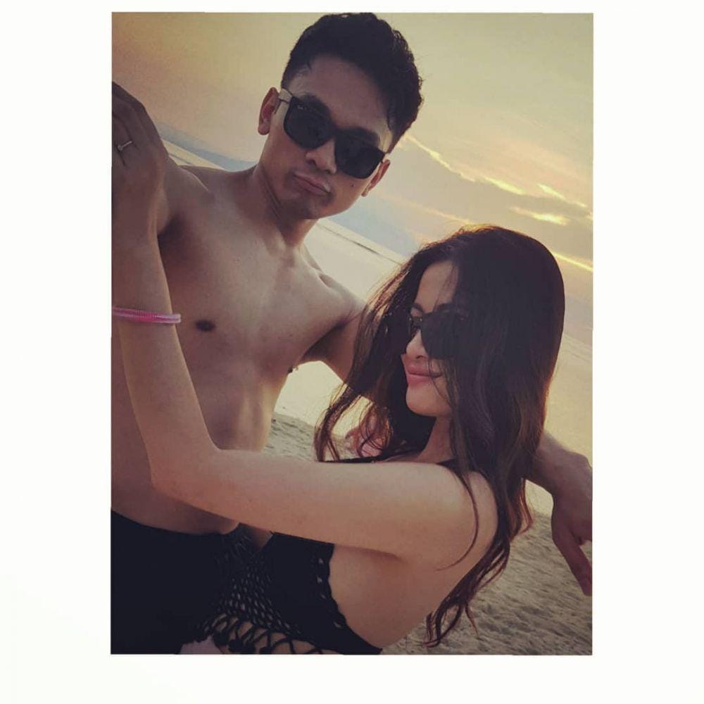 instagram.com/angie_virgin