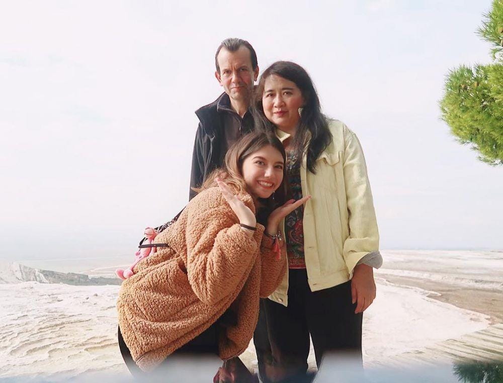 Instagram.com/cassandraslee