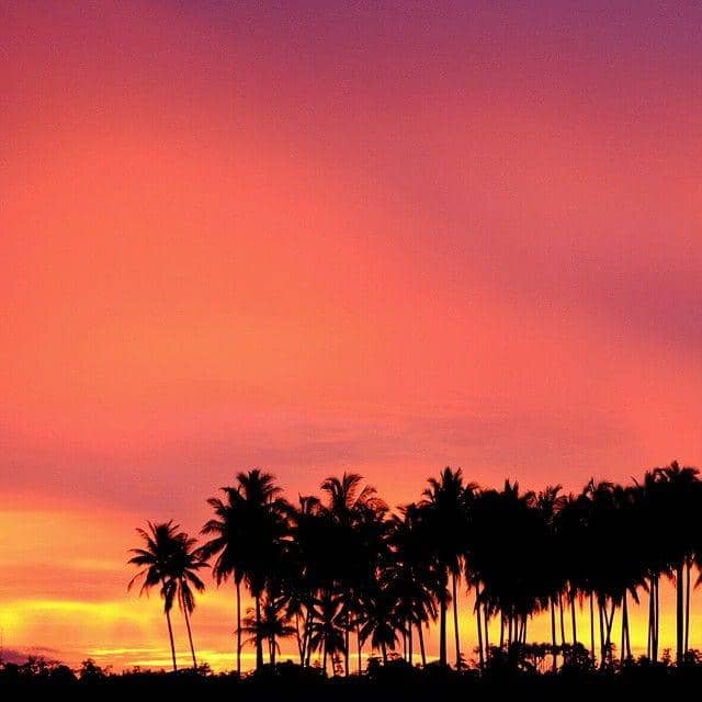 (Senja di Kaimana, Papua Barat) instagram.com/mfalfath