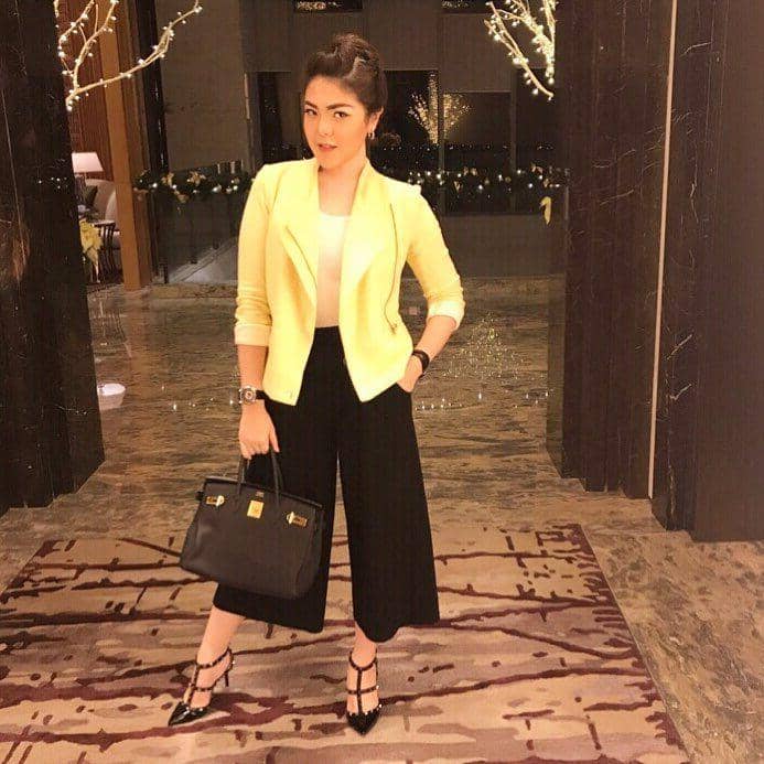 instagram.com/tinatoon101