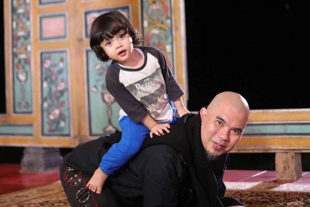 instagram.com/mulanjameela1