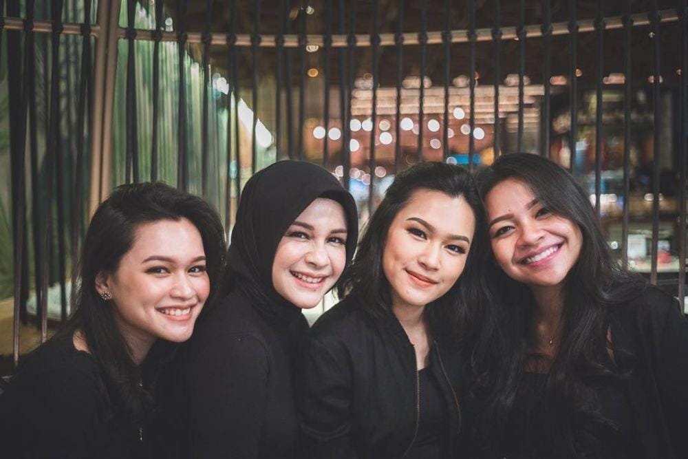 Instagram.com/twindararasati