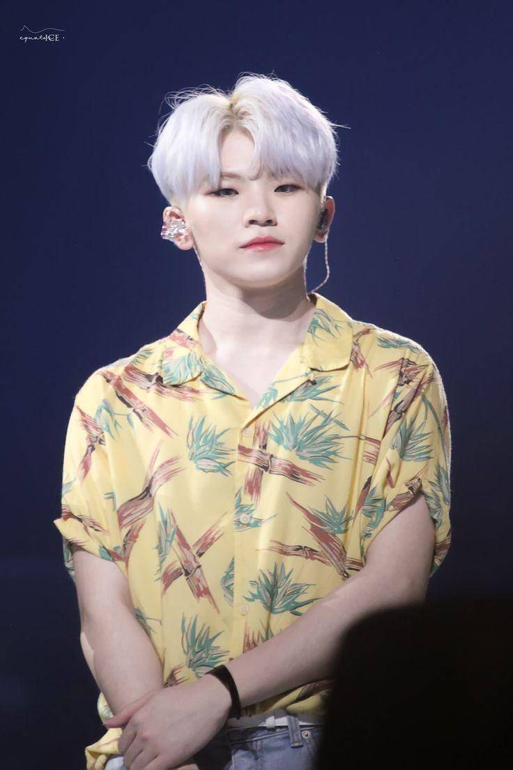 twitter.com/Adoring_SVT