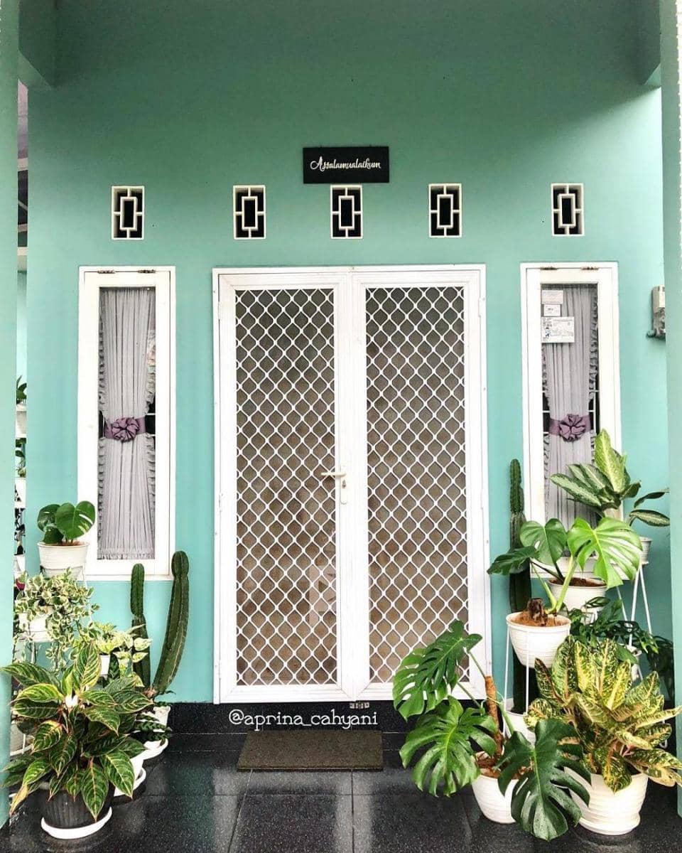 instagram.com/aprina_cahyani