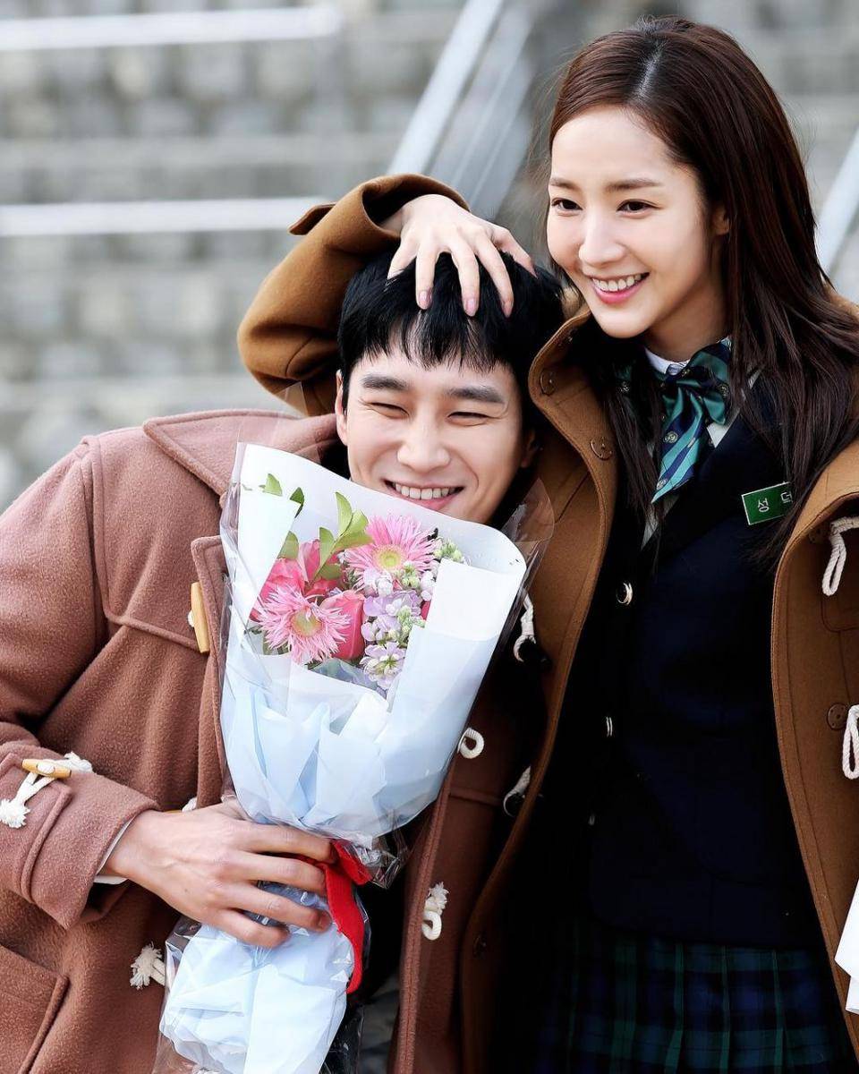 instagram.com/bohyunahn
