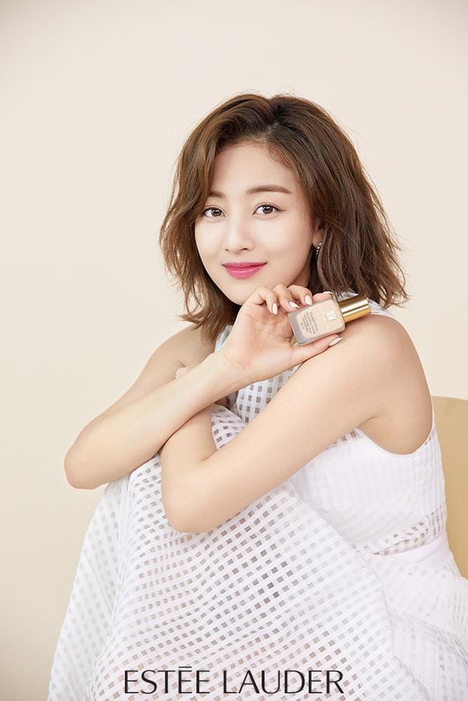 twitter.com/JYPETWICE