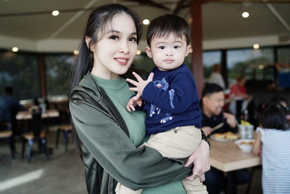 instagram.com/sandradewi88