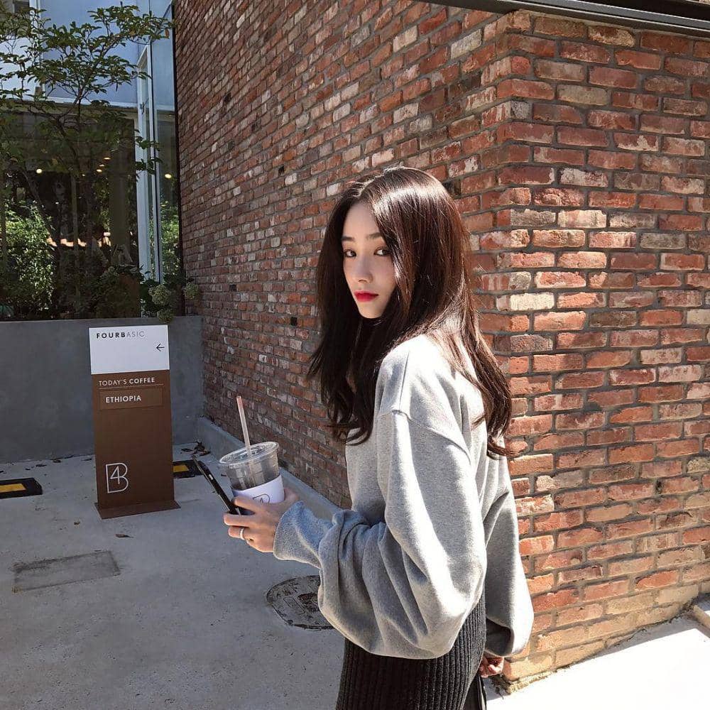 instagram.com/@hongsuzu