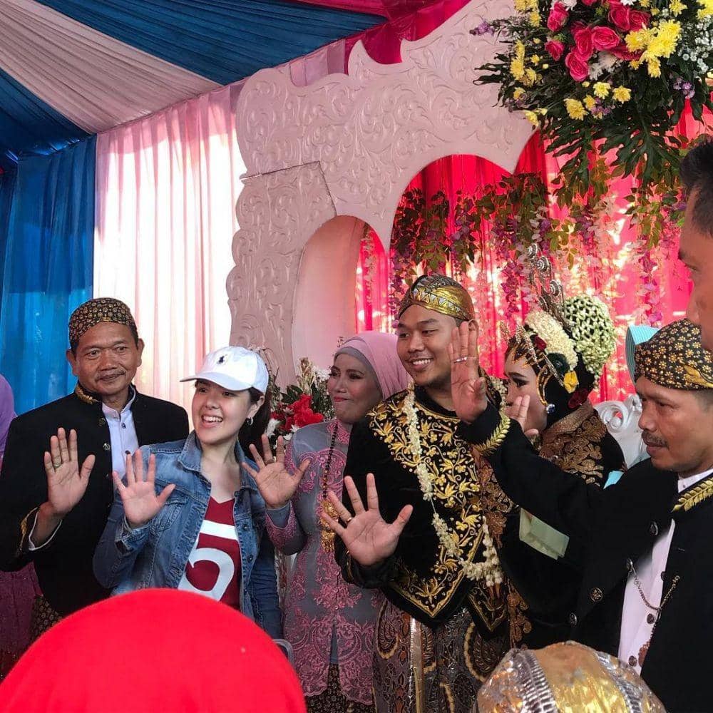 instagram.com/tinatoon101