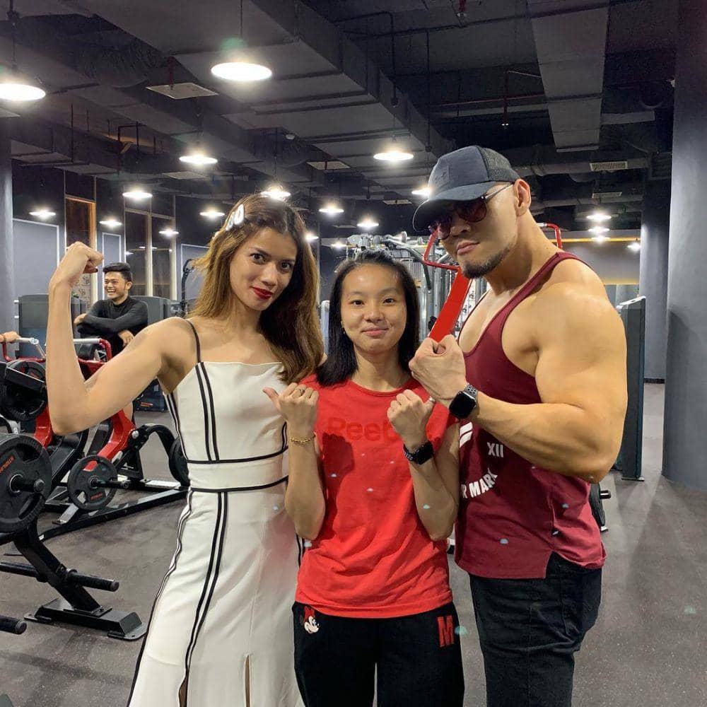 instagram.com/sntiia