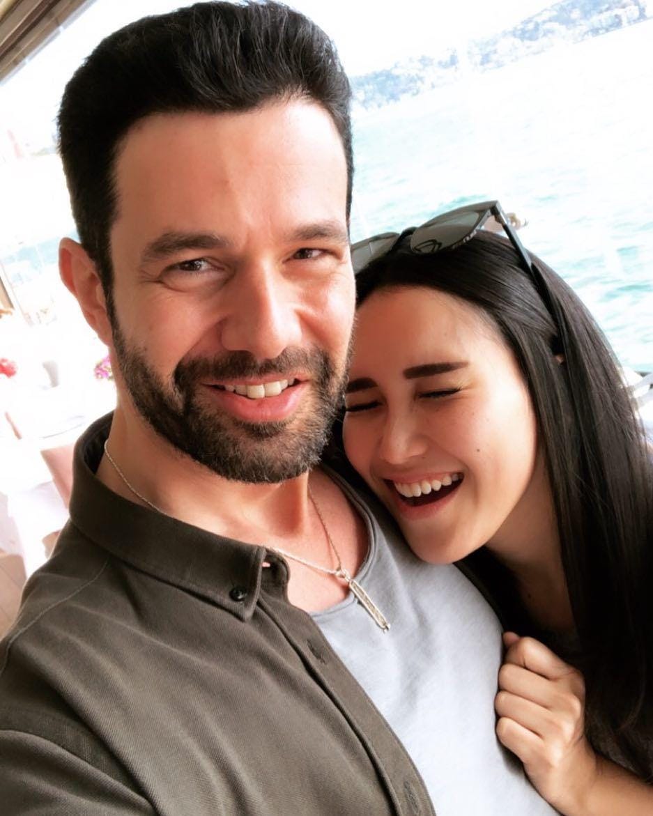 instagram.com/ayutingting92