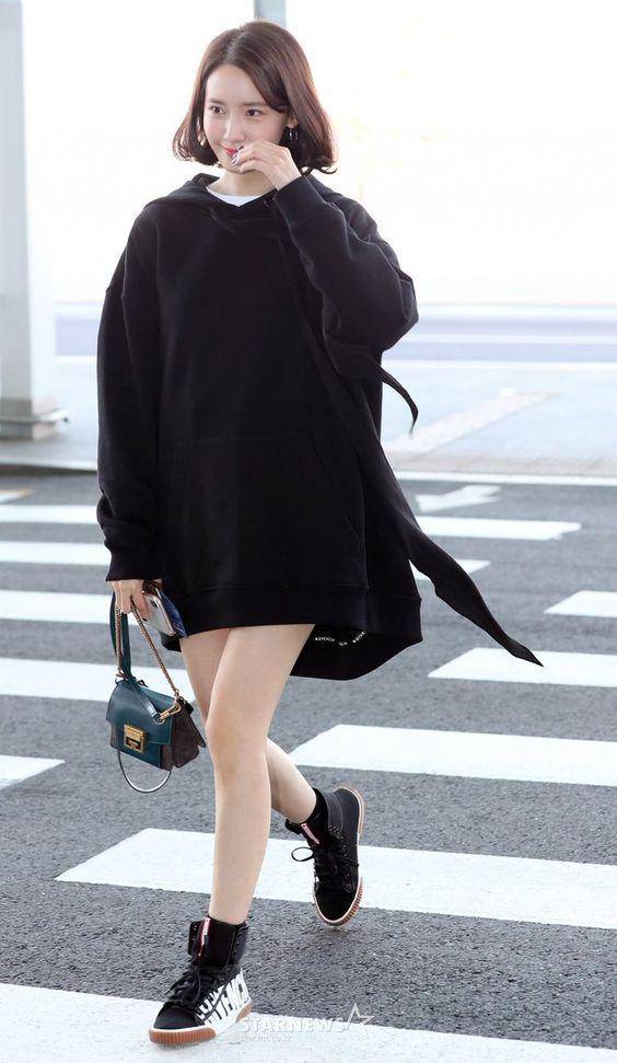 twitter.com/petiteyoona